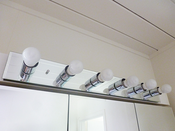 Extraordinary 20  Bathroom Lighting Globes Design Decoration Of Best 25  Bathroom Lighting Ideas 