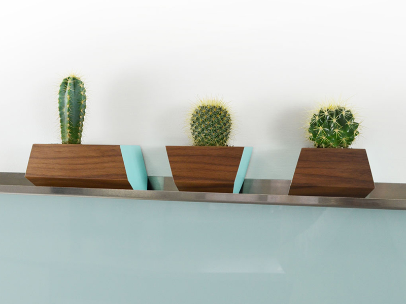 kitchen-refresh-boxcar-planters