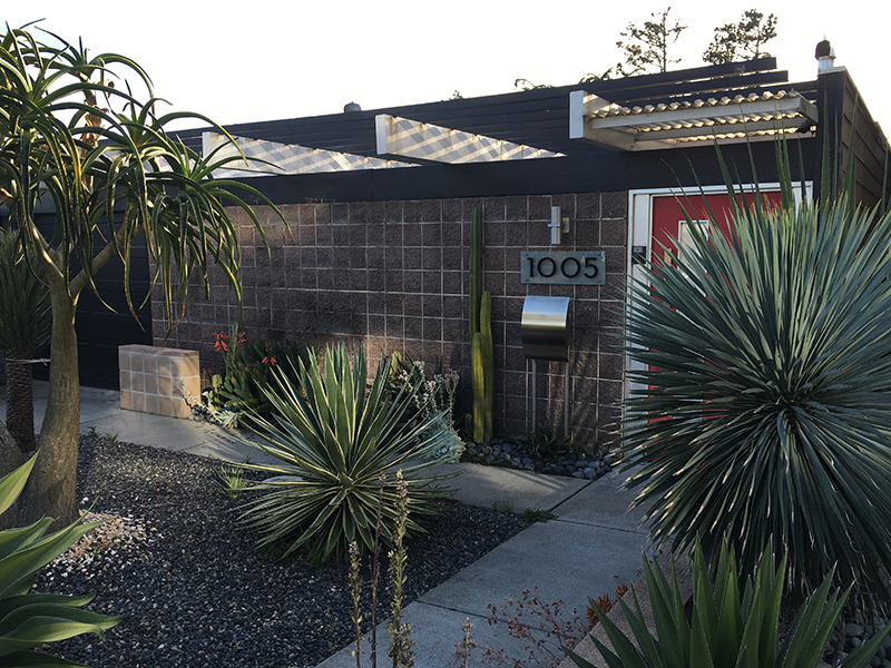 diamond-heights-eichler-red-door-planting