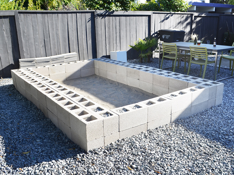 swimming pool block construction